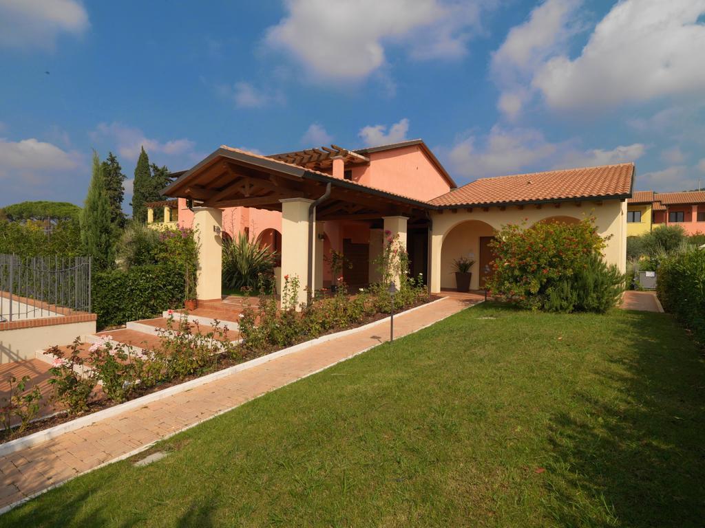 Le Corti Del Sole Residence Venturina Terme Exterior foto